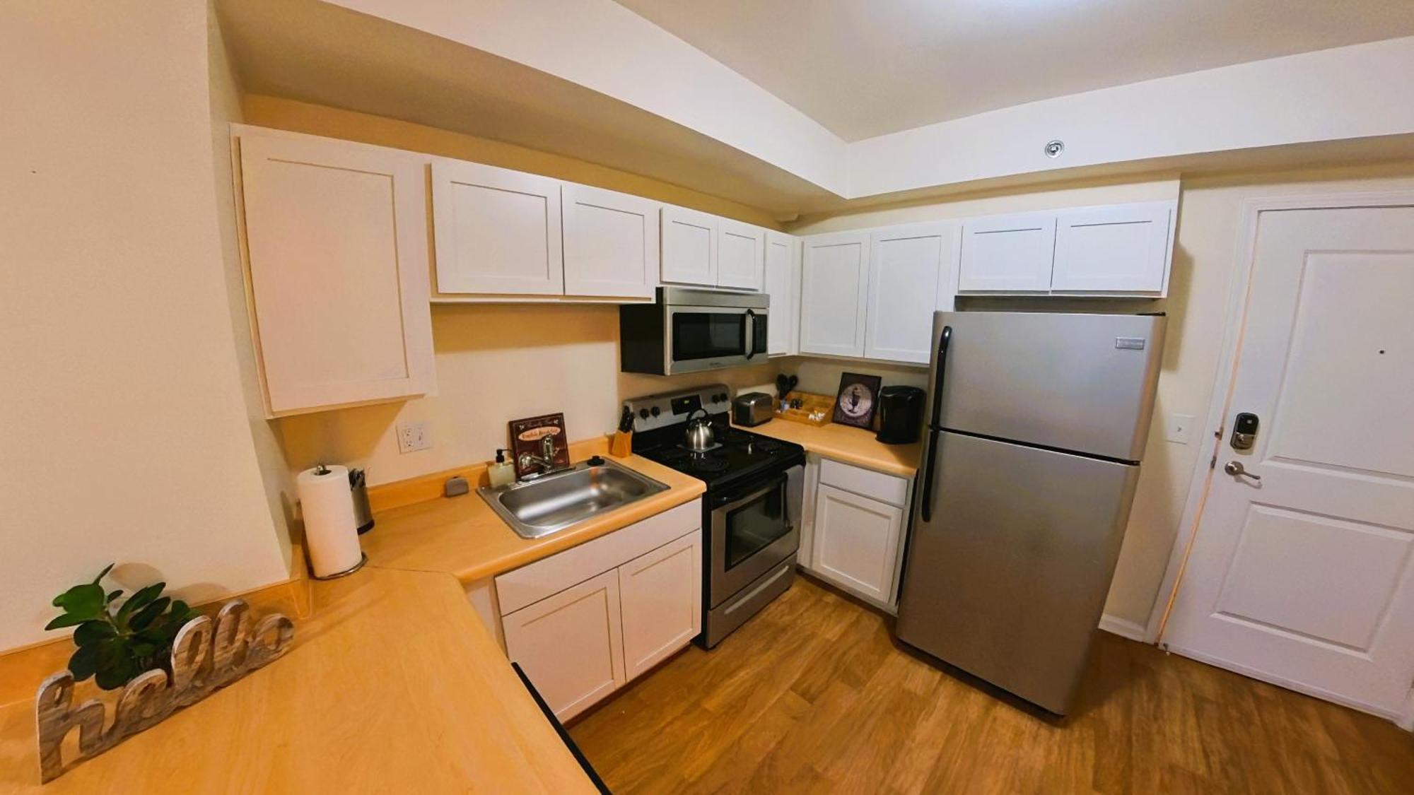 Prime City Center Location! 2Br Near Everything! Детройт Екстериор снимка